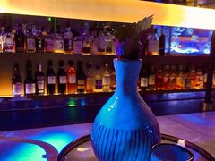 -The ROOF (通盈中心店)