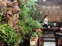 -蔼若春.传承三十年云南菜(金碧公园店)