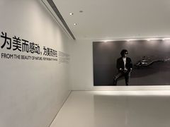 -罗红摄影艺术馆