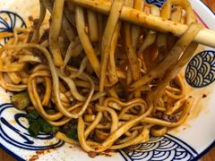 -杨伯英传统杂酱面