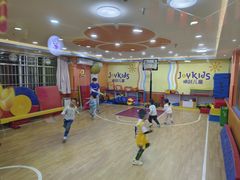 -卓跃儿童运动馆·体能·跳绳·篮球(滨江东中心店)