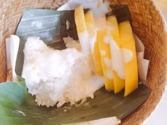 树上芒果糯米饭-POKIPOKI泰食谷仓东南亚菜(侨香店)