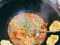 -曹丞相·地锅鸡·地锅鱼(武林店)