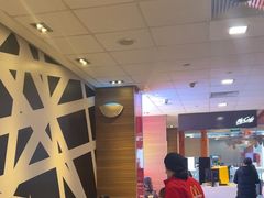 -麦当劳(汉口火车站候车室店)