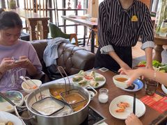 -樾餐厅泰式海鲜火锅(民歌湖店)