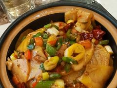 -老滇山寨•云南特色菜•地方菜•民族风情歌舞表演(金碧店)