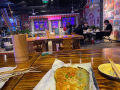 大堂-马路牙子地桌烤肉(工体店)