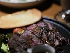 -JINNS锦时 steak&pizza(浸信会礼拜堂旧址店)