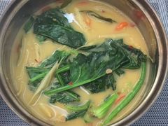 -玖月时尚泰式餐厅