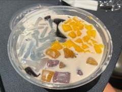 -港记甜品(黄寺大街店)