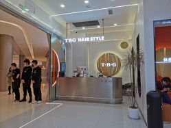 -CE·专业蛋白•羽毛接发·潮色烫染品牌店