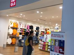 -优衣库(南宁安吉万达广场店)