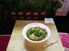 -钟方模白家肥肠粉(春熙店)