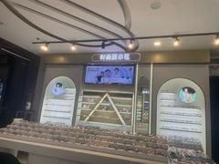 -LOGO眼镜·蔡司品牌折扣店(龙华清湖店)