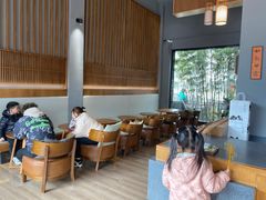 用餐区-一叶觅山(半边街店)