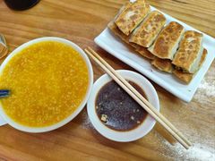 -小街锅贴(护国寺店)