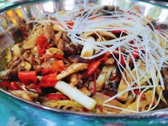 焖烧鸡-弓虽昌焖烧鸡(大竹林店)