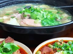 -谢老五跷脚牛肉·非遗传承店