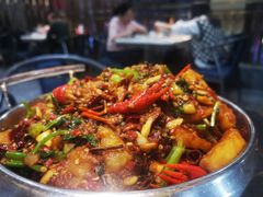 -凤凰路何眼镜香辣蟹(花果园店)