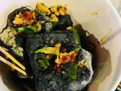 -亚龙湾8号(丁村万人海鲜广场店)