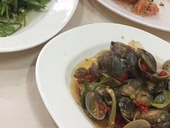 -小辣妹川味海鲜加工店(第一市场椰风巷店)