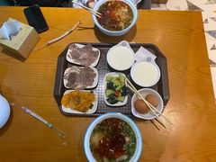 -京穆兰兰州牛肉面·清真(中川机场店)