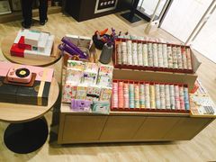 -钟书阁(群光广场店)