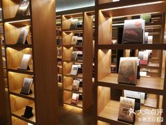 -思南书局(复兴中路店)