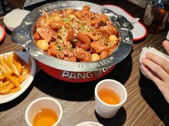 -胖哥俩肉蟹煲(世茂国际广场店)