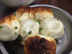 -黄阿姨锅贴大王(万航渡路店)