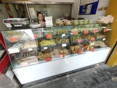 面包甜点陈列柜-宋记饼家(石门二路店)