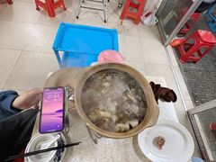 -广味炭炉鸡煲(宝业路分店)