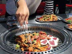 -马路牙子烧烤音乐酒馆(望京店)
