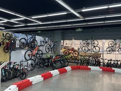 -迪卡侬(徐泾店)
