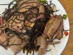腊肉核桃花-樱桃创意厨房
