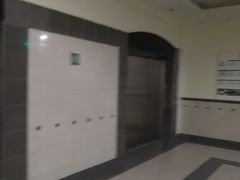-百盛(中山路店)