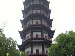 -绳金塔