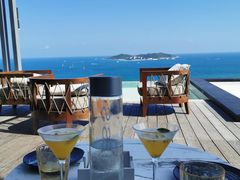 -瑰丽酒店·海吧·天际下午茶·现场DJ·天台酒吧