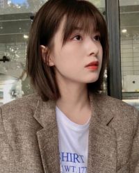 -BULB STUDIO 巴柏明星发型工作室