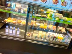 面包甜点陈列柜-星巴克(来福士2F店)