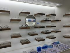 -翰佐蔡司小乐圆·依视路星趣控·暴龙眼镜折扣店