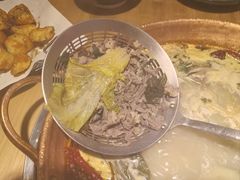 -洱火云南酸菜牛肉火锅(石景山当代商城店)