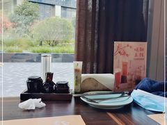 靠窗位-山葵家·创意料理(EFC欧美广场店)