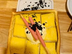 面包诱惑-大话小腰(鸟巢店)