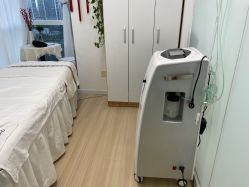 -荟草堂专业祛痘修护中心