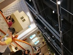 等位区-巴扎美食·新疆菜·西域歌舞表演餐厅(新疆大厦店)