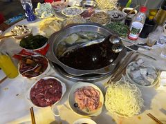 鸳鸯锅-储奇门鳝鱼火锅(总店)