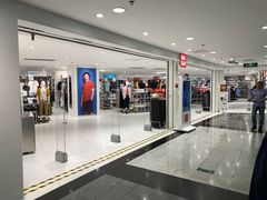 -优衣库(上海正大广场店)