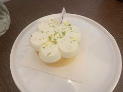 柚子柠檬塔-Ten Olives甜点
