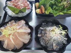 -马家斑.鲜鱼火锅(松湖万科店)